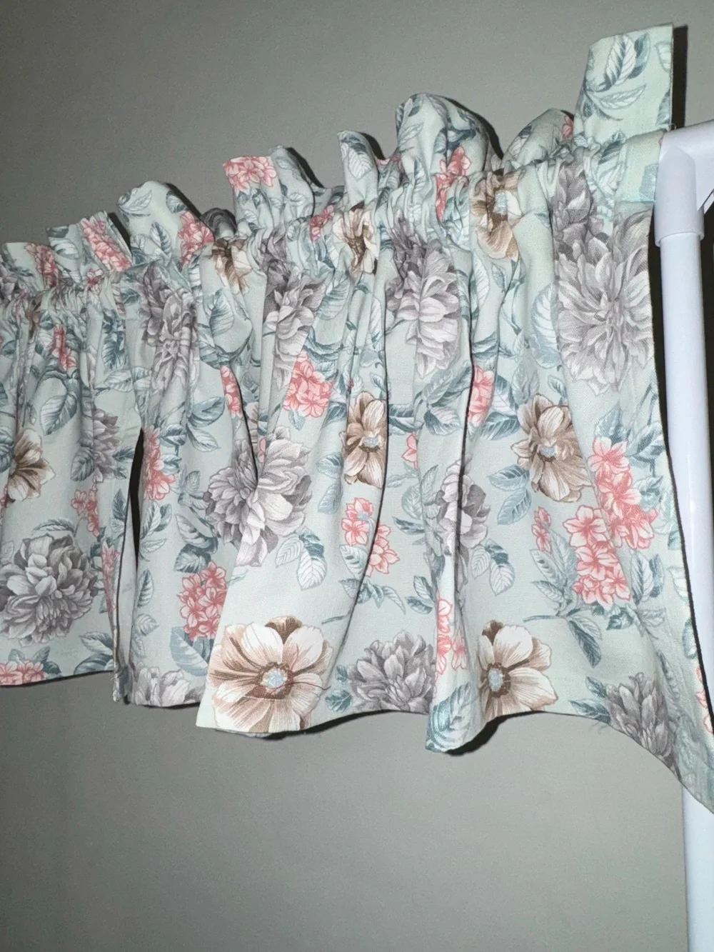 New Set Of 2 Floral Valance Curtain - Light Blue